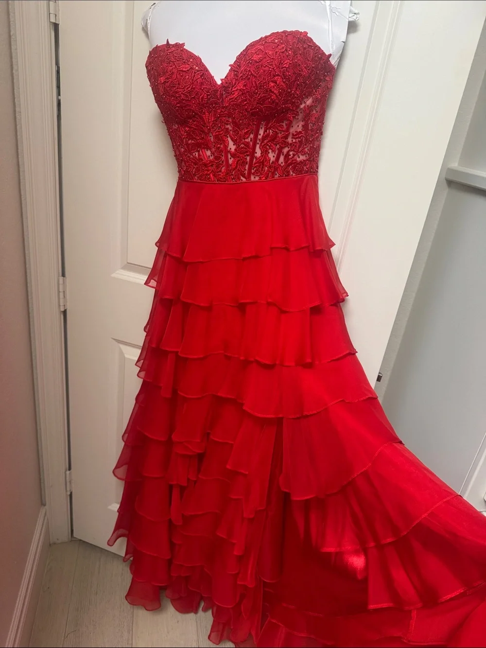 Formal Dress - Picture 4 of 5